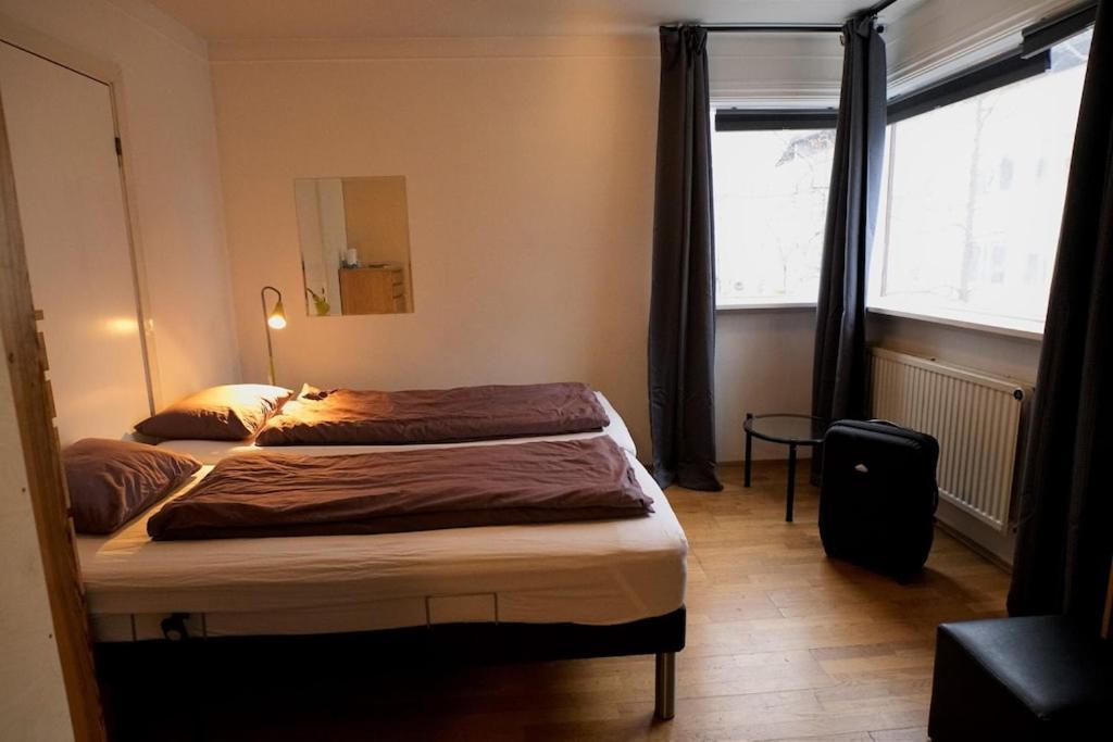 Cozy On The Strip Apartment Reykjavík Exterior photo