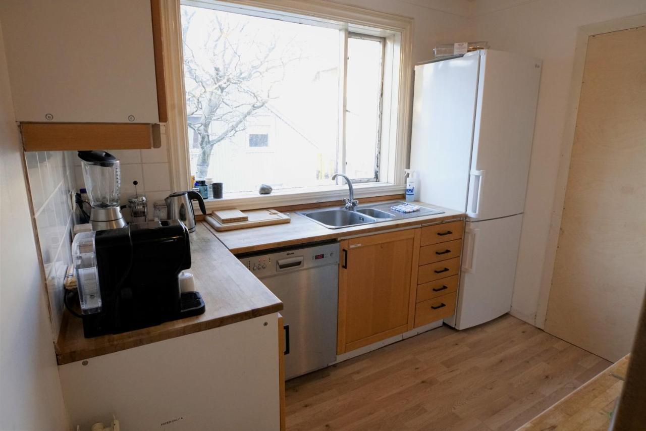 Cozy On The Strip Apartment Reykjavík Exterior photo