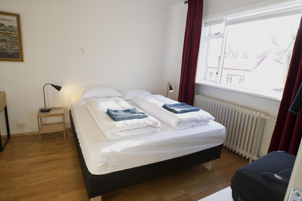 Cozy On The Strip Apartment Reykjavík Exterior photo